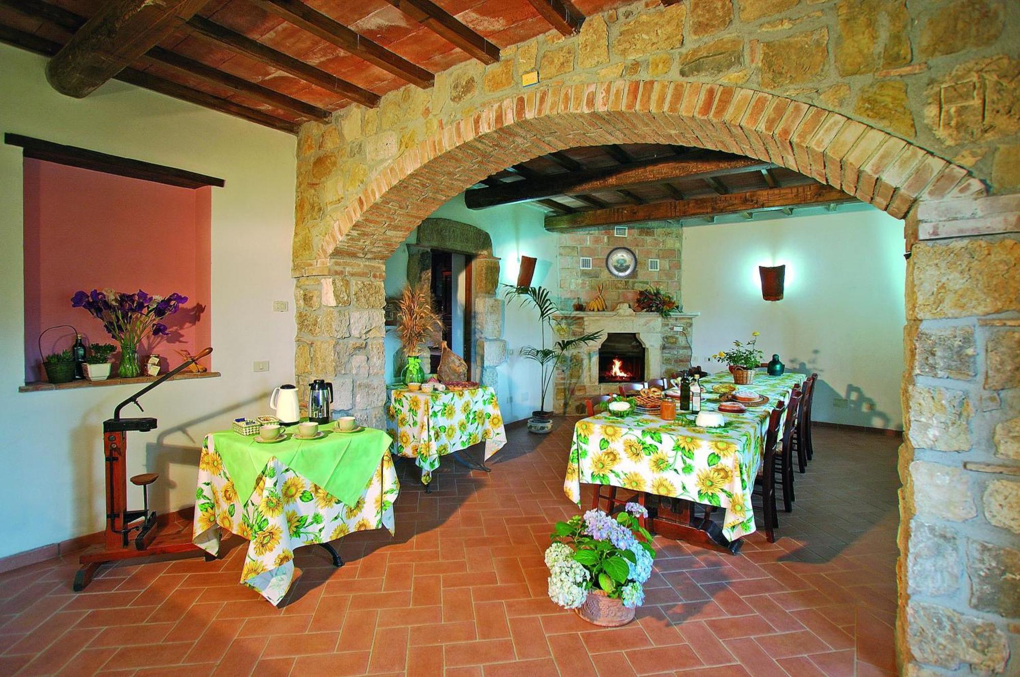 Agriturismo Casa Fibbianello Semproniano Exterior photo